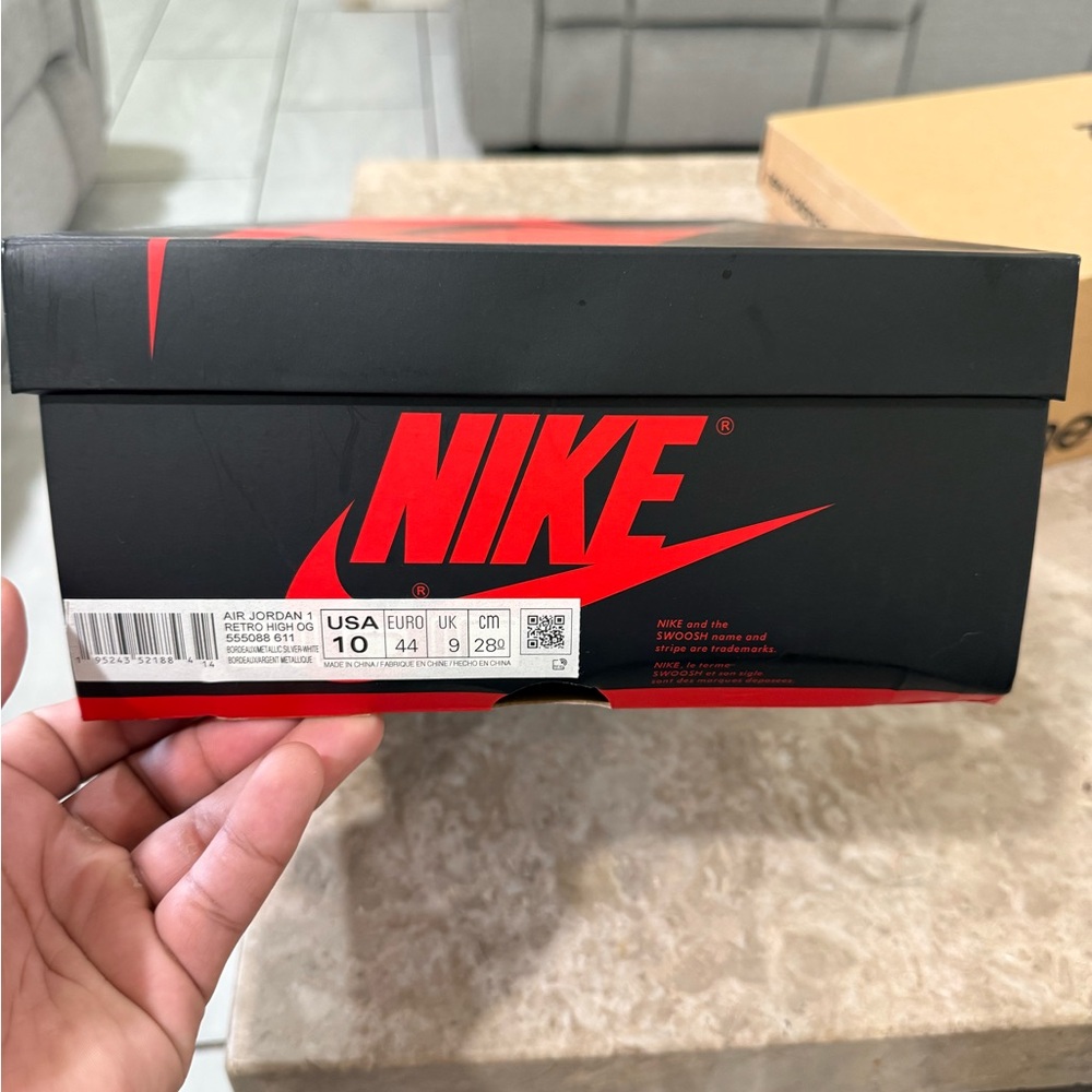 Nike Air Jordan 1 bordeax